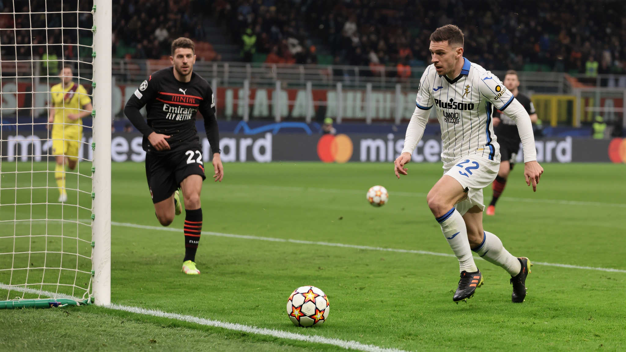 然而，纸面的实力差距并未主宰整个局势。整场比赛中，